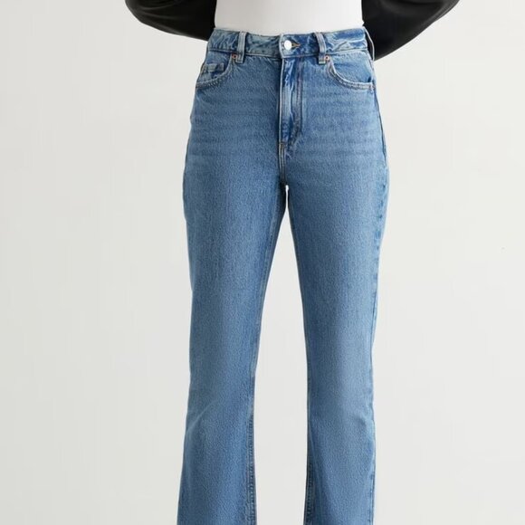 Dynamite Candice Bootcut Jeans Blue - Size 27 (Cropped, 28" Inseam) - Picture 2 of 16